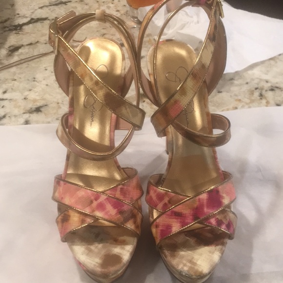 Jessica Simpson Shoes - Jessica Simpson platform heels